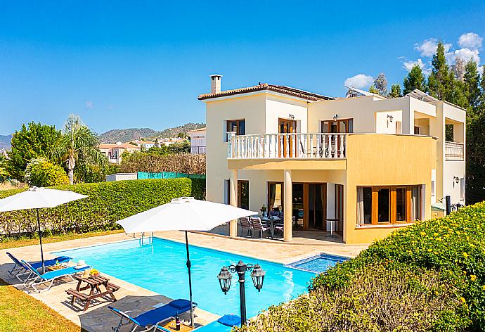 Beautiful villa with private pool and terrace . - Villa Tsikkos Tessera . (Galería de imágenes) }}