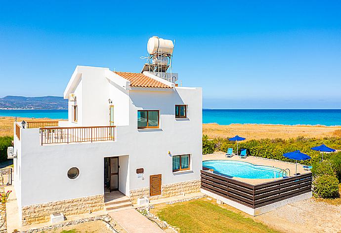 Beautiful villa with private pool, terrace, and garden with sea views . - Blue Bay Villa Nicole . (Galería de imágenes) }}