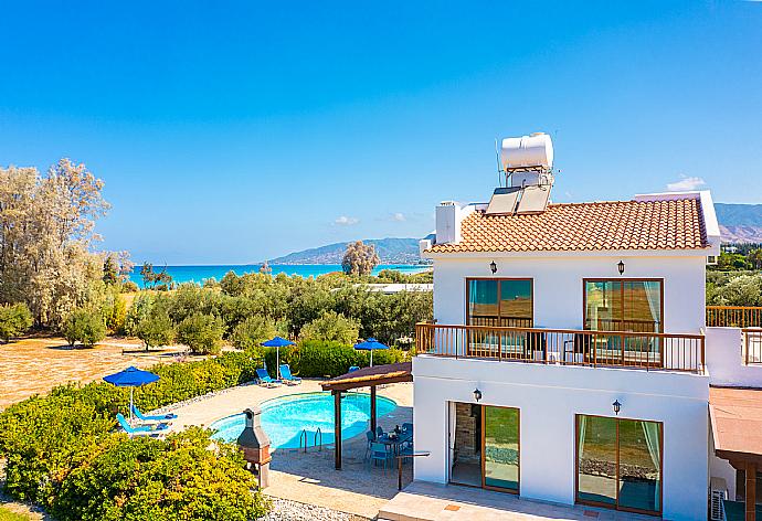 ,Aerial view of Blue Bay Villa Nicole . - Blue Bay Villa Nicole . (Galería de imágenes) }}