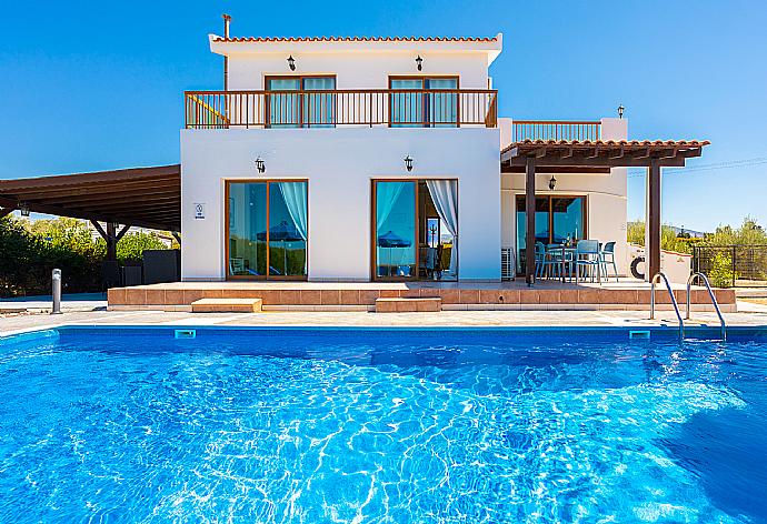 Beautiful villa with private pool, terrace, and garden with sea views . - Blue Bay Villa Dimitris . (Photo Gallery) }}