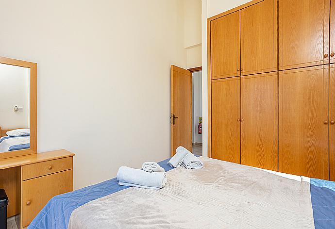 Double bedroom with A/C, sea views, and balcony access . - Blue Bay Villa Dimitris . (Galería de imágenes) }}