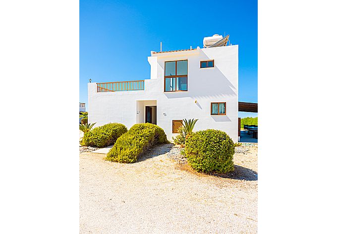 Beautiful villa with private pool, terrace, and garden with sea views . - Blue Bay Villa Dimitris . (Galería de imágenes) }}