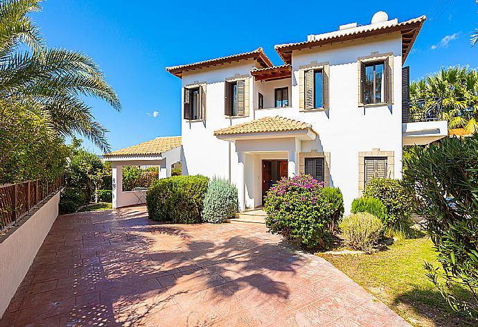 Beautiful villa with private pool, terrace, and garden . - Villa Anna . (Galerie de photos) }}