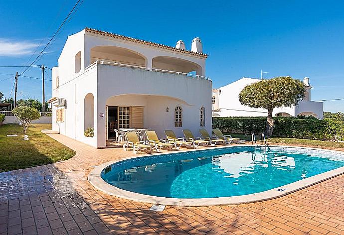 ,Beautiful villa with private swimming pool . - Villa Nora . (Galería de imágenes) }}