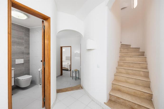 Stairway . - Villa Veiguinha . (Photo Gallery) }}