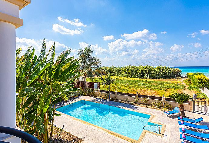 View from balcony . - Villa Dora . (Fotogalerie) }}