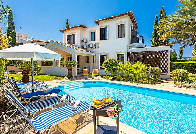 ,Beautiful villa with private pool, terrace, and garden . - Villa Iliana . (Fotogalerie) }}