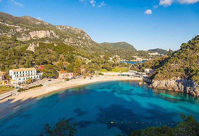 Paleokastritsa  . - Porto . (Photo Gallery) }}