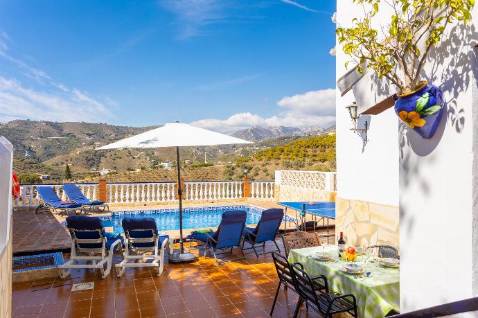 Private pool and terrace with panoramic countryside views . - Villa Ana y Garcia . (Photo Gallery) }}