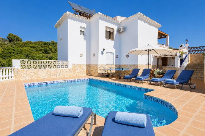 ,Beautiful villa with private pool and terrace with panoramic countryside views . - Villa Ana y Garcia . (Photo Gallery) }}