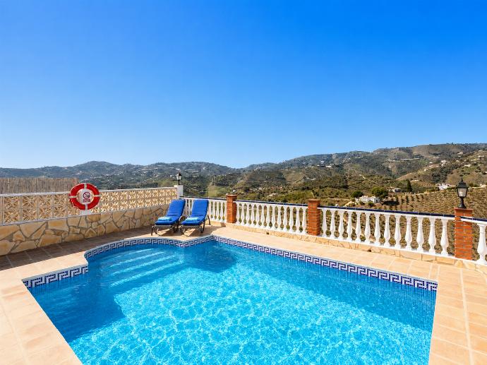 Private pool and terrace with panoramic countryside views . - Villa Ana y Garcia . (Photo Gallery) }}