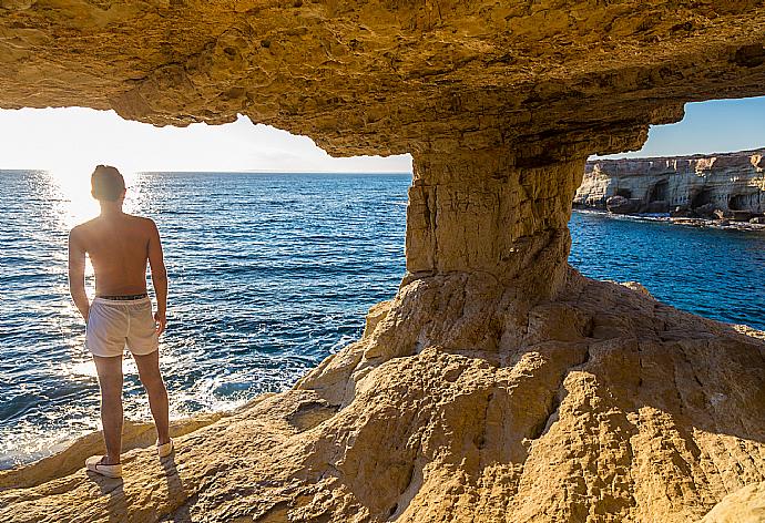 Sea Caves, Ayia Napa . - Villa Marina . (Galería de imágenes) }}