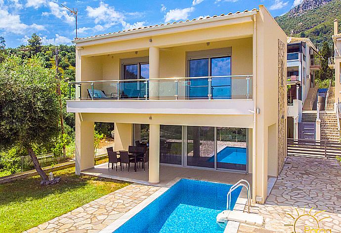 ,Beautiful villa with private pool and terrace with sea views . - Villa Argo . (Galería de imágenes) }}