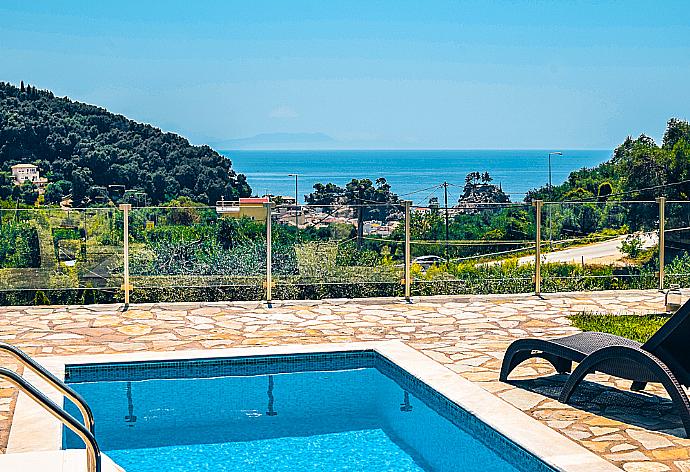 Private pool and terrace with sea views . - Villa Argo . (Photo Gallery) }}