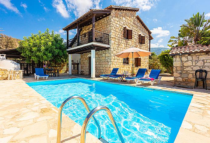 ,Beautiful villa with private pool, terrace, and garden with sea views . - Villa Petroktisto . (Photo Gallery) }}