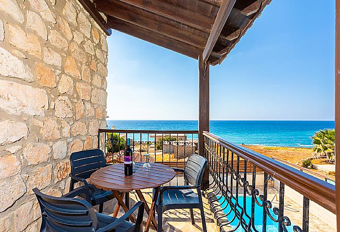 Balcony with sea views . - Villa Petroktisto . (Photo Gallery) }}