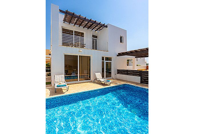 Beautiful villa with private pool and terrace . - Villa Vitamin Blue . (Fotogalerie) }}