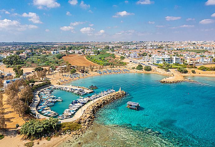 Trinity Beach, Protaras . - Villa Vitamin Blue . (Galleria fotografica) }}