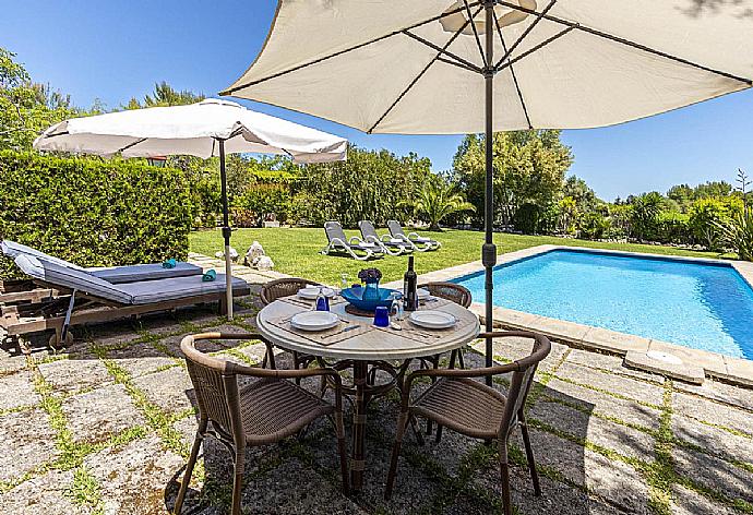 Beautiful villa with private swimming pool, terrace and garden . - Marina Nova . (Galería de imágenes) }}