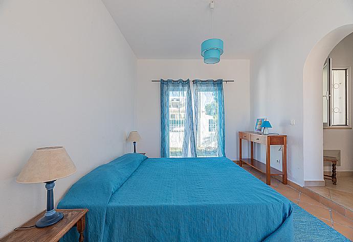 Double room . - Villa Gui . (Galerie de photos) }}