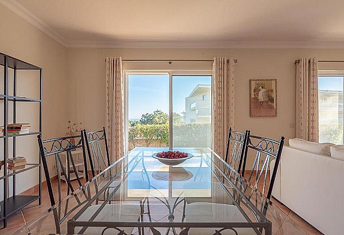 Dining area . - Villa Costa . (Photo Gallery) }}