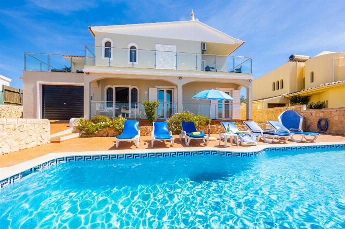Beautiful villa with private pool and terrace . - Villa Quinta do Jolu . (Galleria fotografica) }}