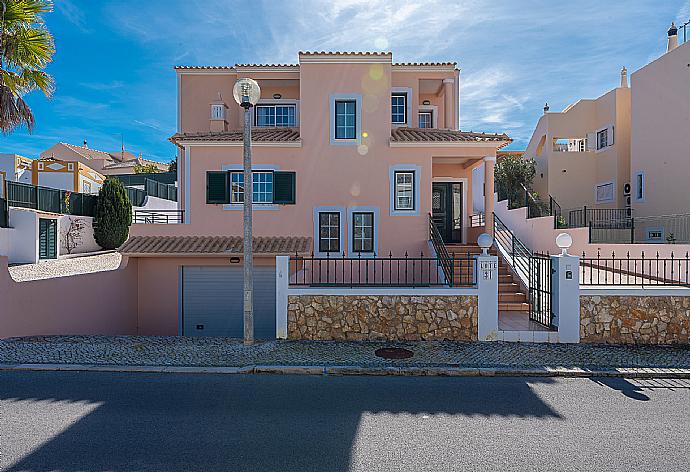  . - Villa Santa Maria . (Photo Gallery) }}