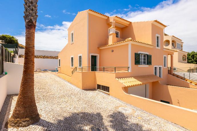 Villa Santa Maria