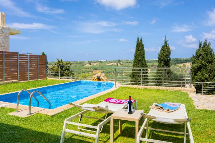  . - Stefania Villa Ena . (Галерея фотографий) }}