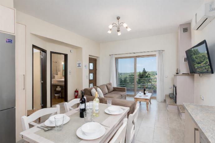  . - Stefania Villa Ena . (Галерея фотографий) }}