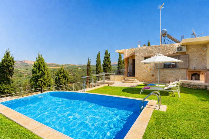  . - Stefania Villa Ena . (Галерея фотографий) }}