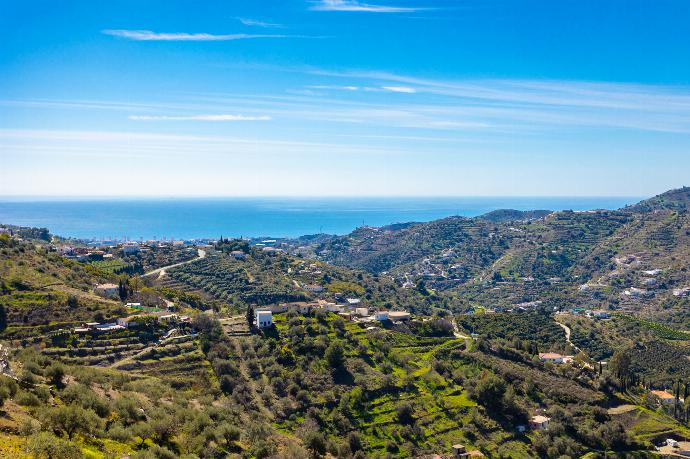 View from villa . - Villa Cortijo El Amigo . (Galerie de photos) }}