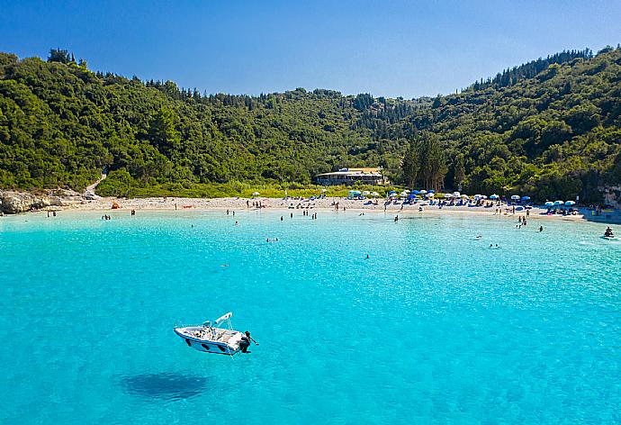 Antipaxos . - Niki Studio Ena . (Photo Gallery) }}