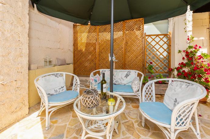 Shared terrace area . - Niki Studio Tria . (Photo Gallery) }}