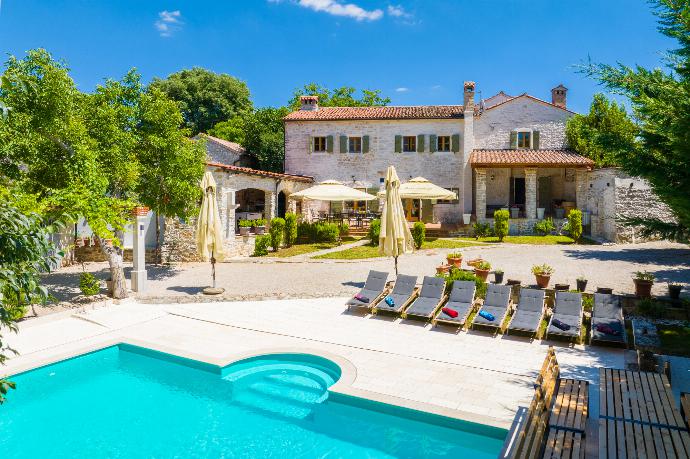 Villa Damiana