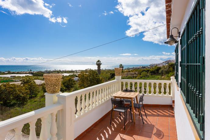 Upper terrace area with sea views . - Villa Cortijo Romero . (Photo Gallery) }}