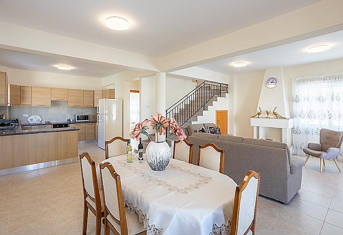 Equipped kitchen . - Villa Amore . (Fotogalerie) }}