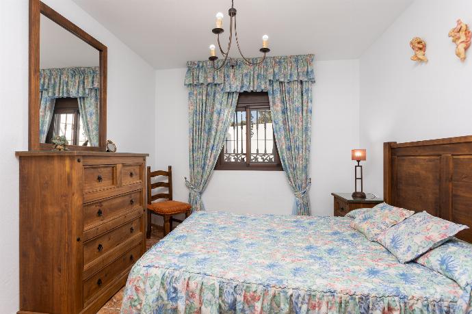 Double bedroom with A/C . - Villa Rayao . (Photo Gallery) }}