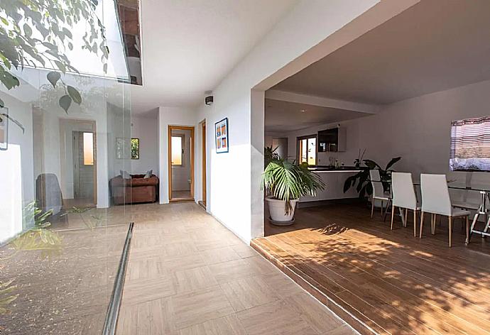 Corridor area . - Villa Teresa . (Photo Gallery) }}