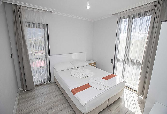 Double bedroom with A/C . - Villa Welt . (Galleria fotografica) }}