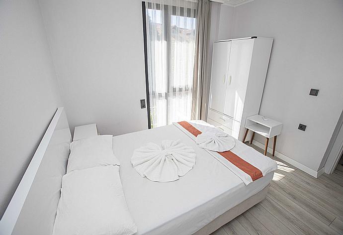 Double bedroom with A/C . - Villa Welt . (Galleria fotografica) }}