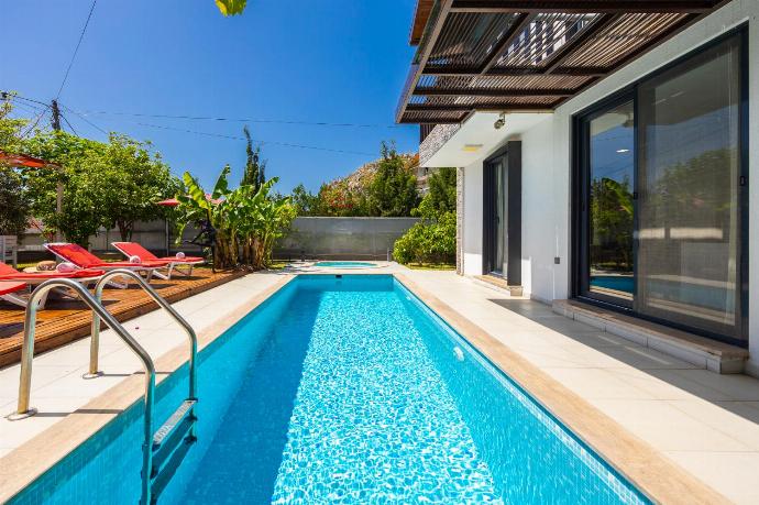 Beautiful villa with private pool, terrace, and garden . - Villa Welt . (Photo Gallery) }}