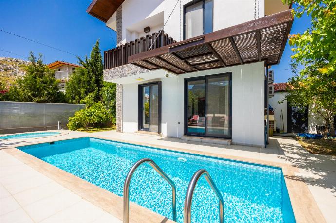 Beautiful villa with private pool, terrace, and garden . - Villa Welt . (Photo Gallery) }}