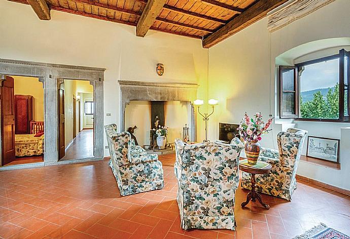 Living room . - Villa Il Castello . (Fotogalerie) }}