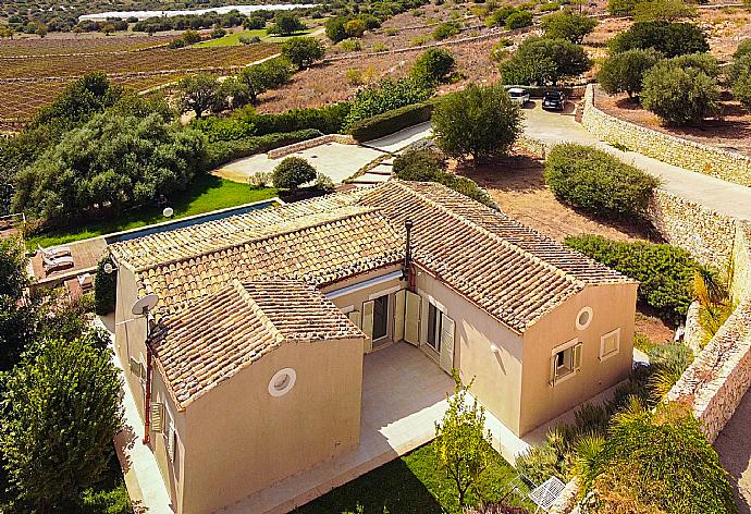 Aerial view of Villa Paola . - Villa Paola . (Галерея фотографий) }}