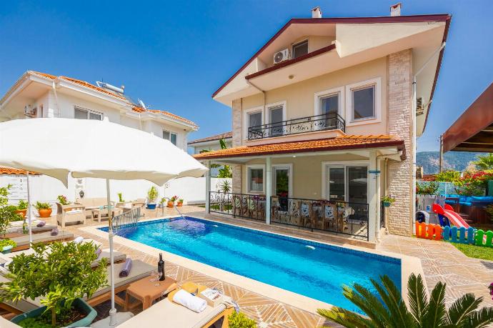 Beautiful villa with private pool and terrace . - Villa Heyday . (Photo Gallery) }}