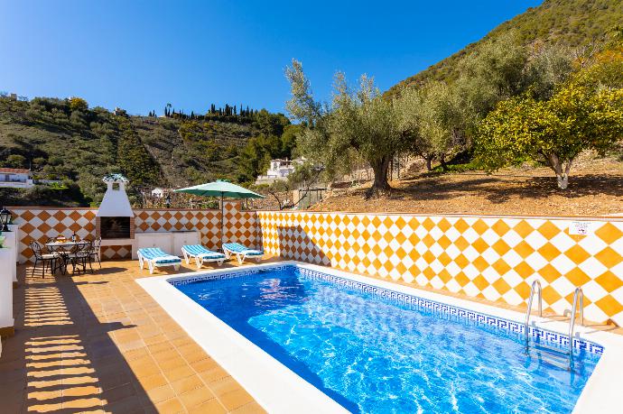 ,Private pool, terrace, and garden with sea views . - Villa Casa Leo . (Галерея фотографий) }}