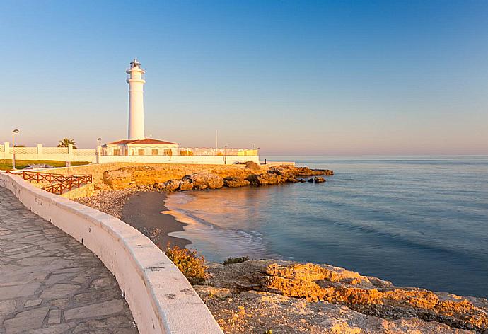 Torrox . - Villa Las Palomas . (Галерея фотографий) }}