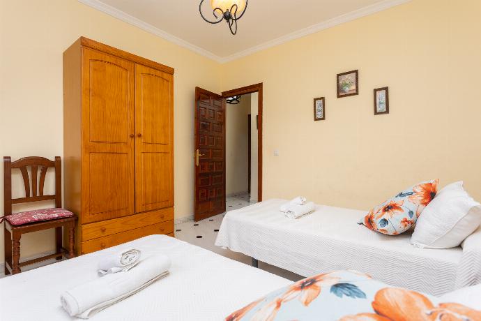 Twin bedroom . - Villa Las Palomas . (Photo Gallery) }}