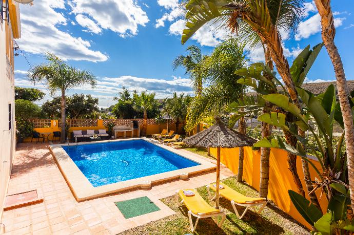 Private pool and terrace . - Villa Las Palomas . (Photo Gallery) }}